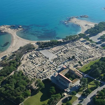 Apartment Penthouse Ducat De Lescala Hutg *